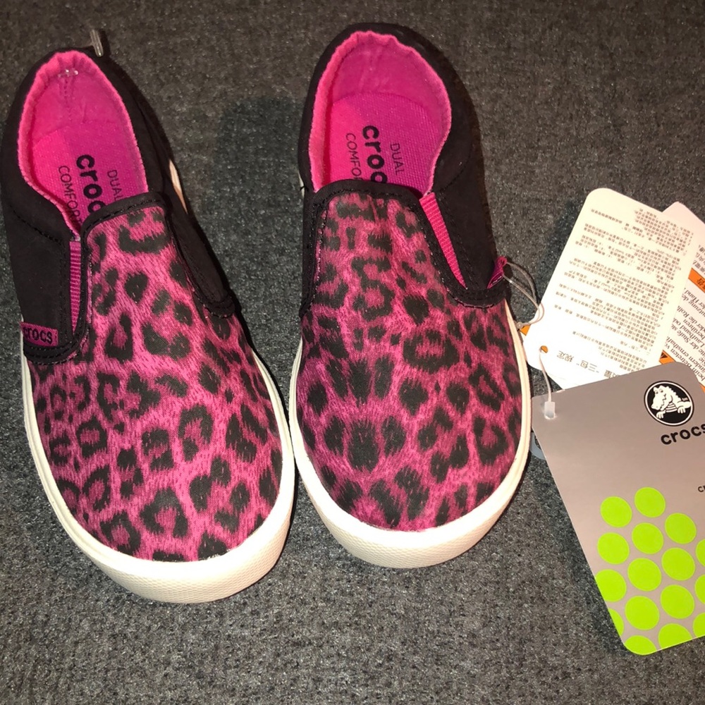 Toddler/ Child’s crocs slip ons SZ C 10